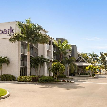 Spark By Hilton Sarasota Siesta Key Gateway Buitenkant foto